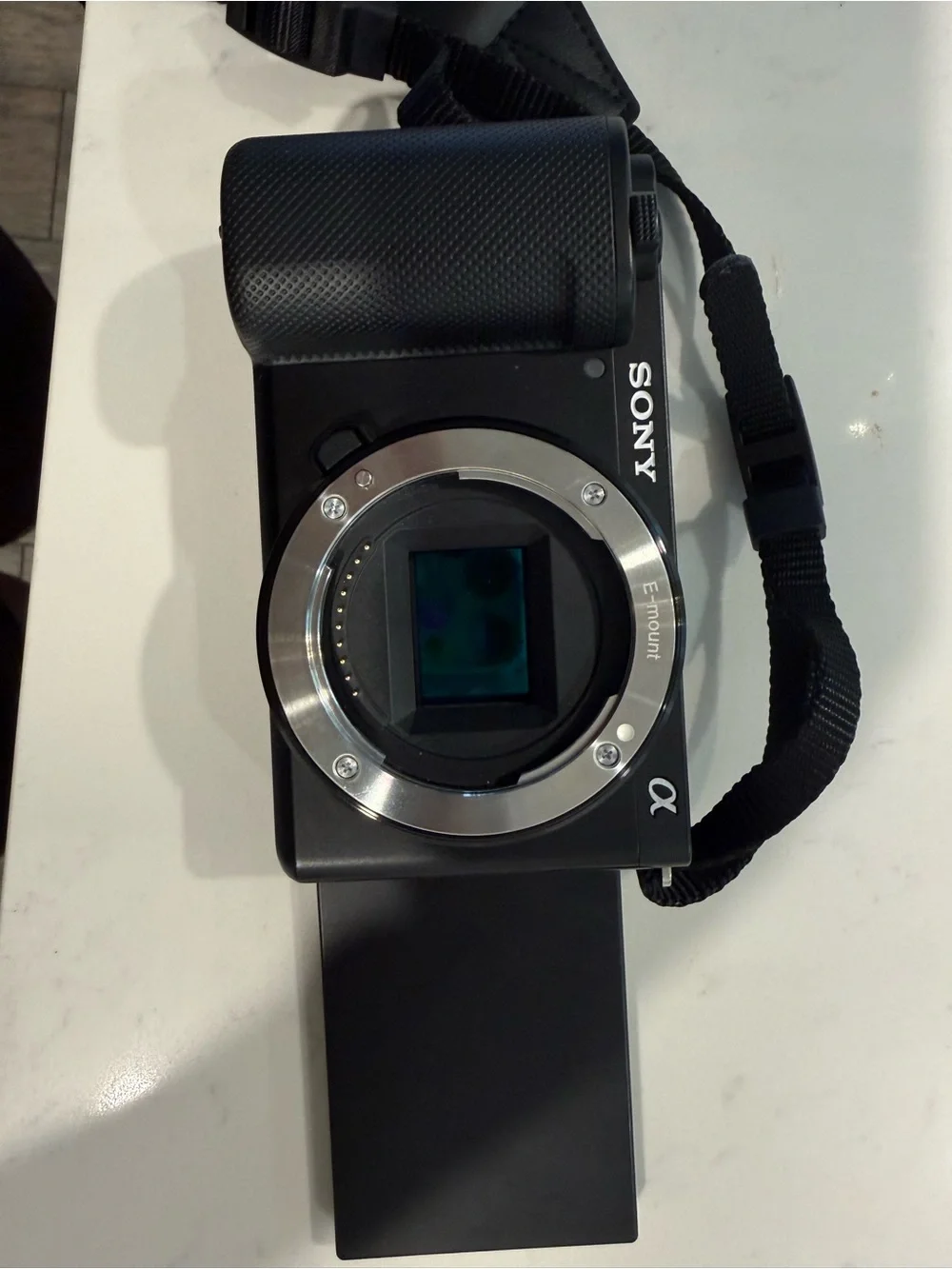 Sony Black Mirrorless E-mount Camera Body ZVE-10